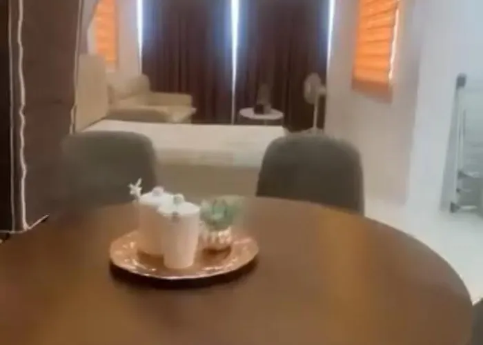 House Resort *